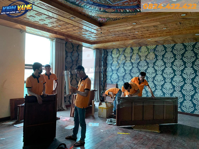 chhuyen nha tron goi kien vang 1