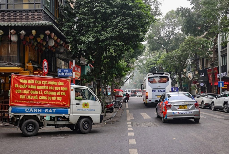 Các tuyến phố trên phường Hoàn Kiếm nhỏ hẹp, cấm xe tải